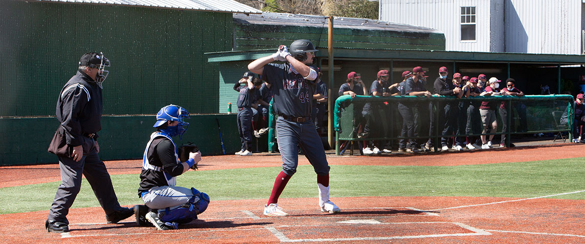 Baseball Dominates LeTourneau on Friday in Doubleheader Sweep