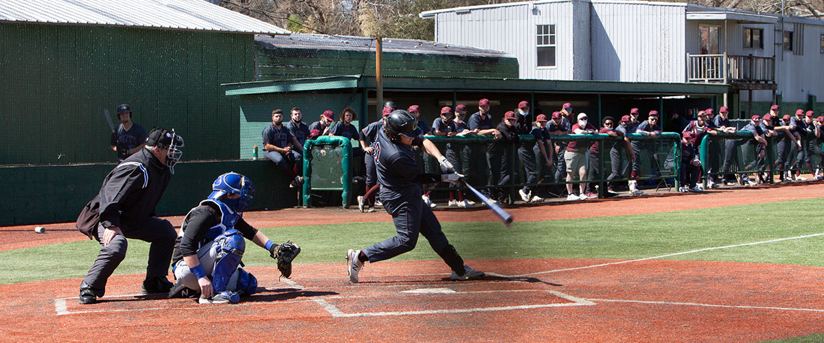 Red-Hot #19 Gents Face Schreiner in Weekend Series