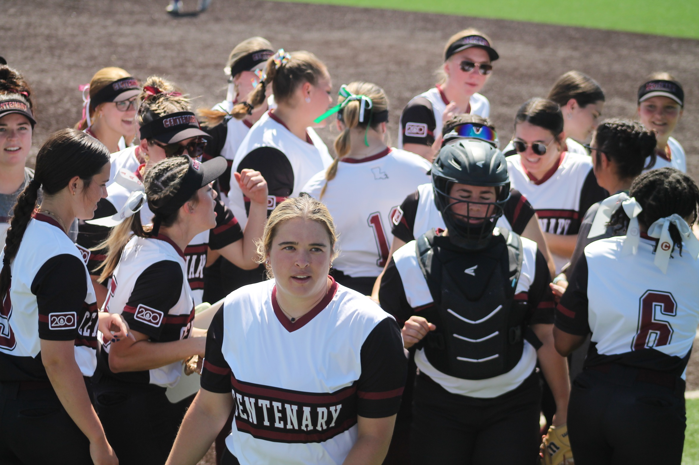 Softball Takes Season-High Winning Streak On Road Saturday