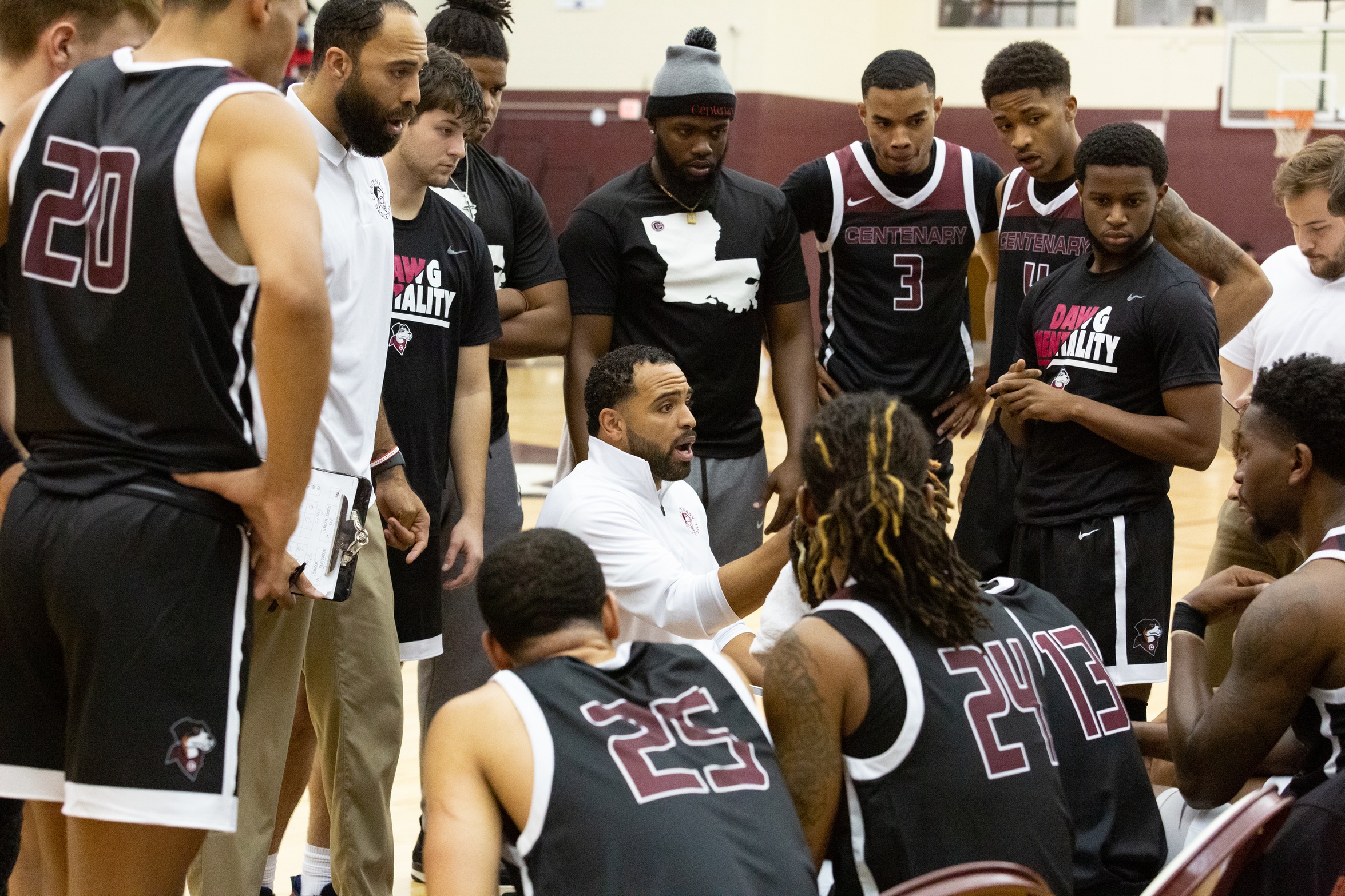 Gents Return To Action At Colorado College On Friday
