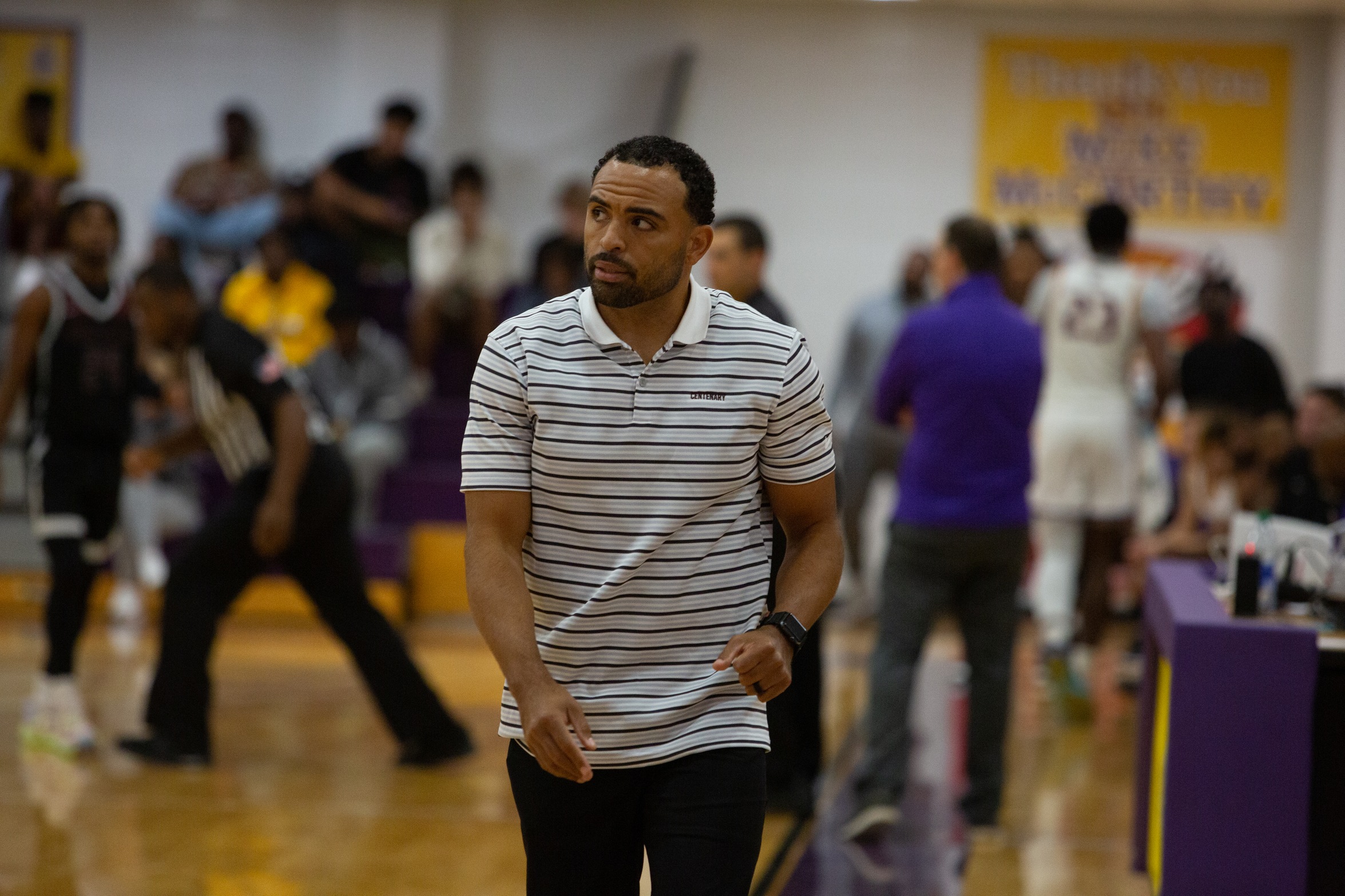 Head coach Chris Dorsey and the Gents will face Louisiana on Monday evening in their final exhibition contest.
