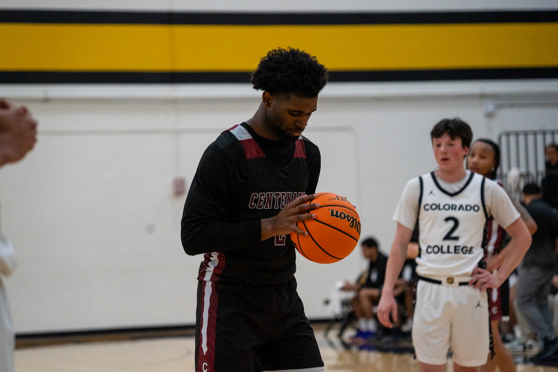 Gents Fall To 'Roos On Friday Night