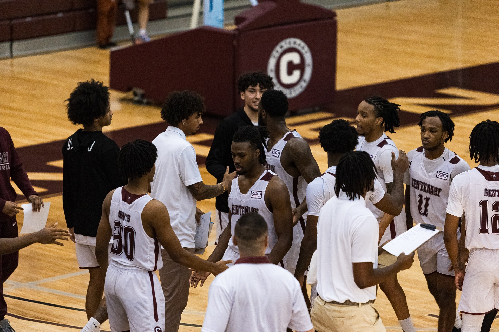 The Gents will finish their season on the road this weekend against Austin College and Dallas.