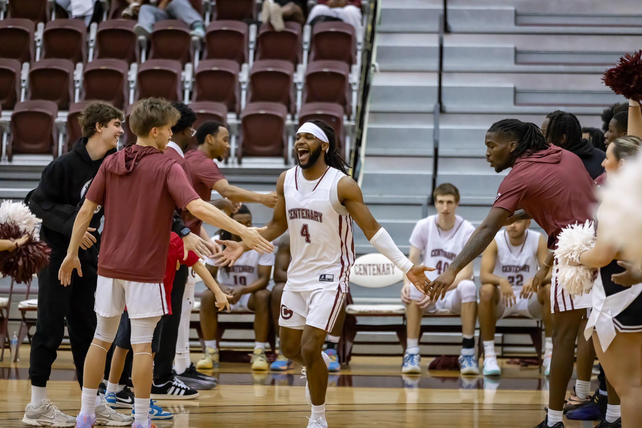 Senior G&nbsp;Quentin Beverly&nbsp;(Katy, Texas) is the Gents&rsquo; leading scorer at 15.8 PPG.

PHOTO: Calvin Hearns