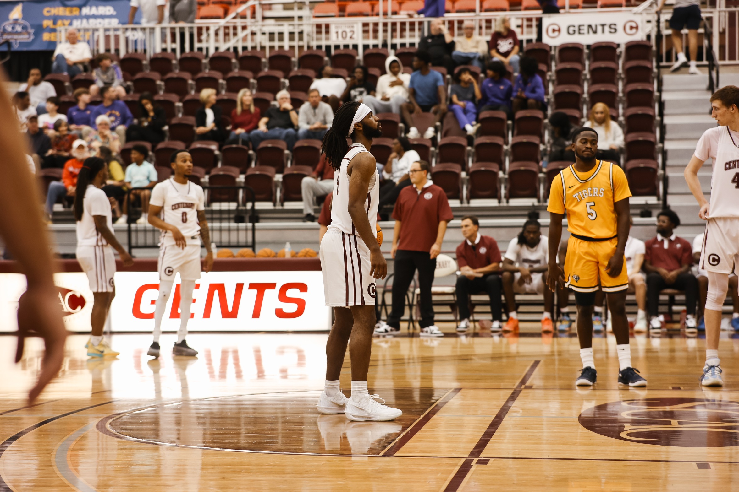 Senior G&nbsp;Quentin Beverly&nbsp;(Katy, Texas) and the Gents are on the road in SCAC play twice this weekend.
