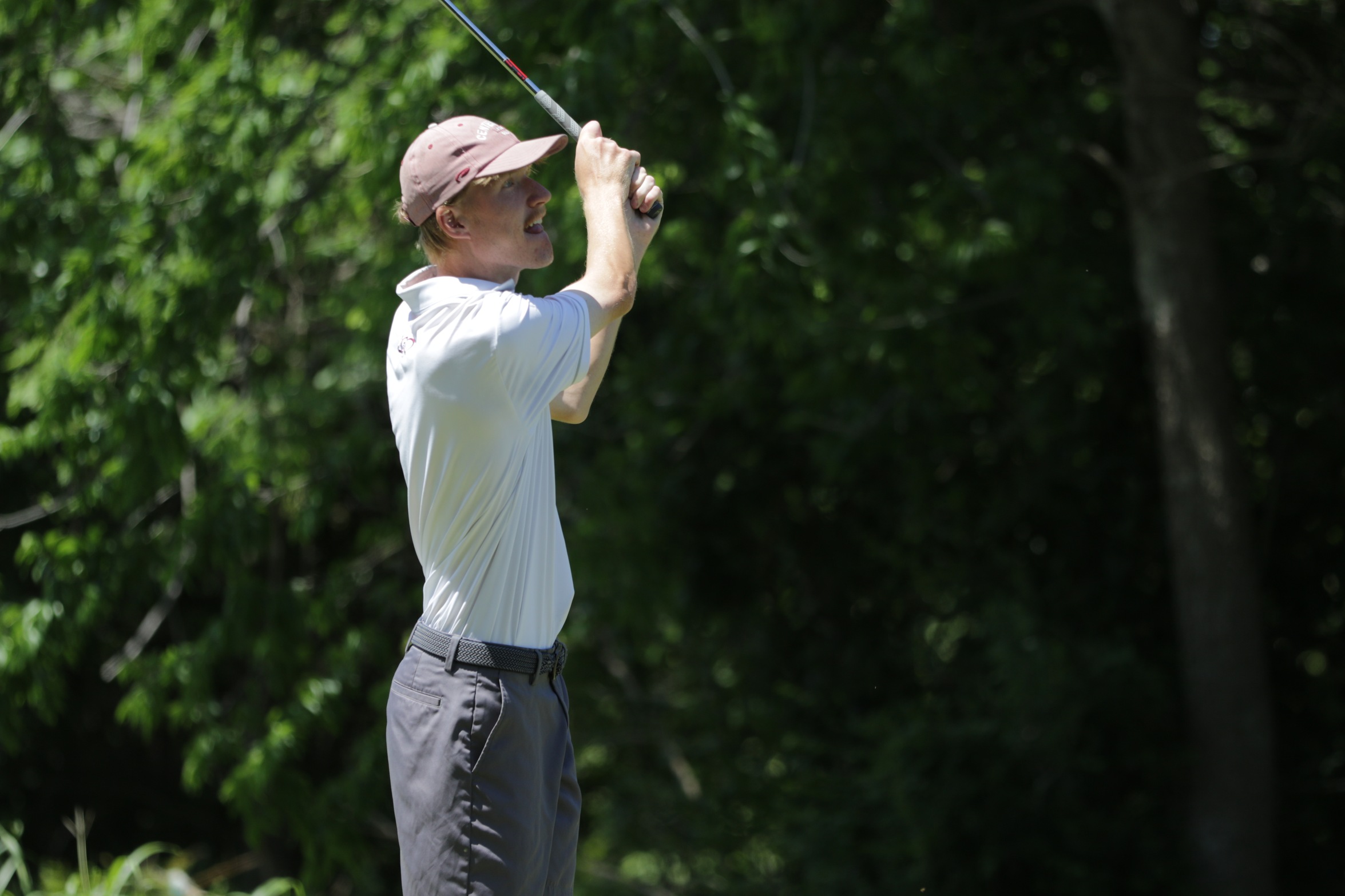 Senior Jeffrey Borchert had the Gents' best round of the day on Sunday, shooting a 2-over par 74.

PHOTO: SCAC