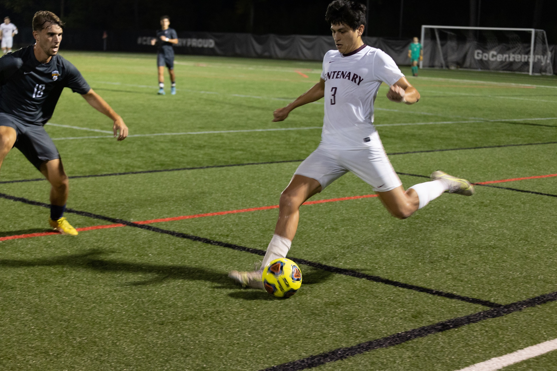 The Gents are back on the road this weekend for a pair of non-conference matches.