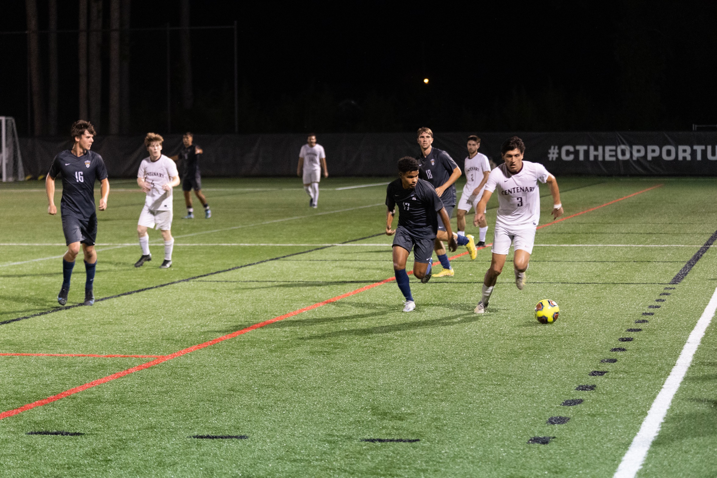 The Gents lost a heartbreaker on Sunday afternoon, 3-2 to Austin College at home.