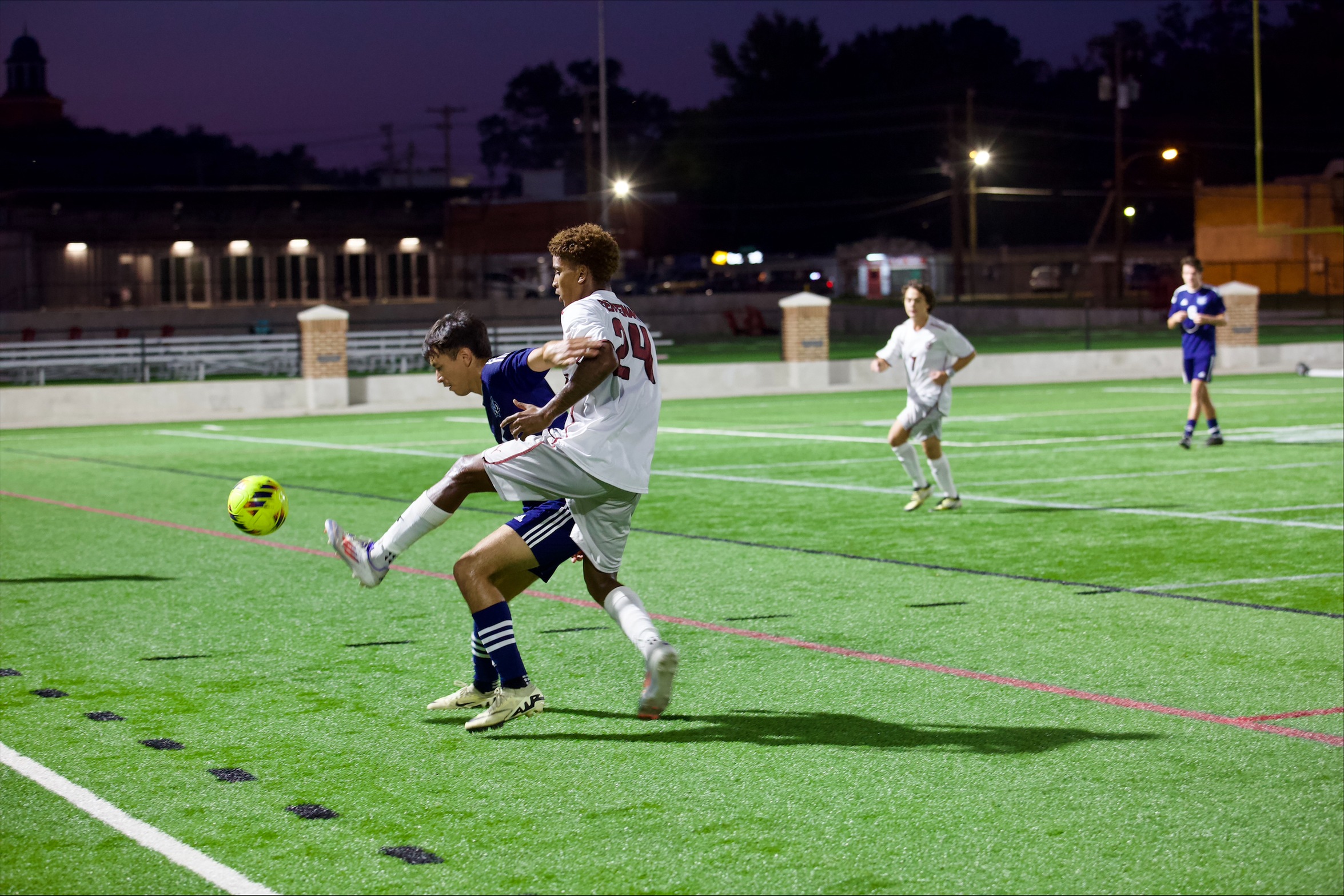 Freshman MF Kevin Huskey Jr. and the Gents face Concordia and McMurry this weekend at home.

PHOTO: Chana Williams