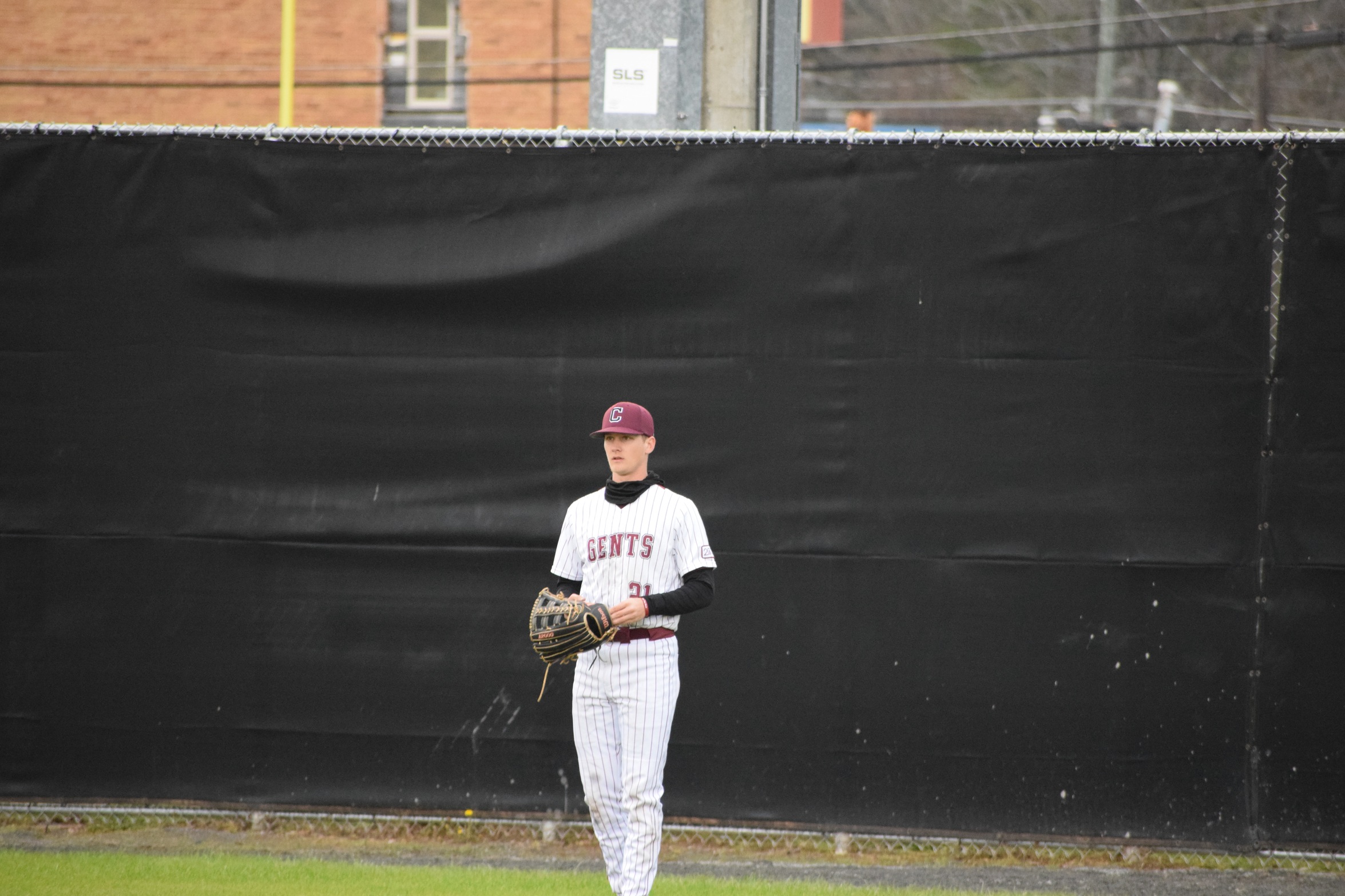 Sophomore IF Noah Paulson (El Lago, Texas) and the Diamond Gents split a DH on Saturday.