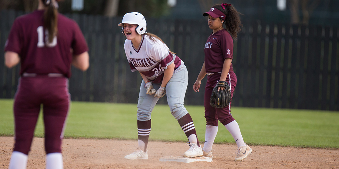 Ladies Softball Drops Pair to #15 Texas Lutheran in Regular Season Finale
