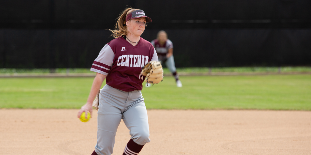 Ashley Hunter of Ladies Softball Named SCAC Pitcher of the Week