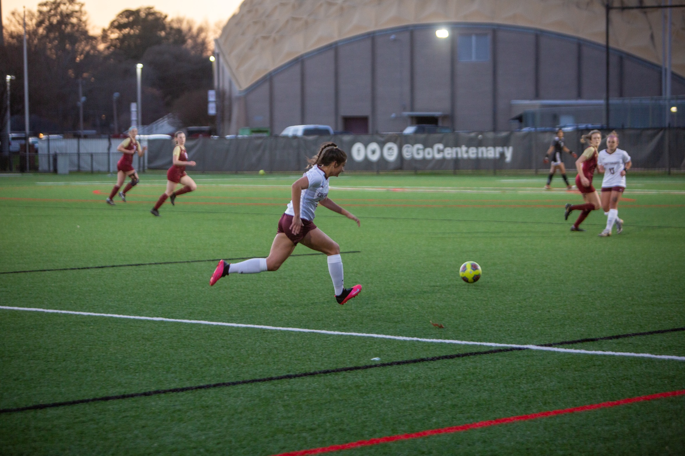 Women's Soccer Falls in Double OT Heartbreaker to Trinity on Senior Day