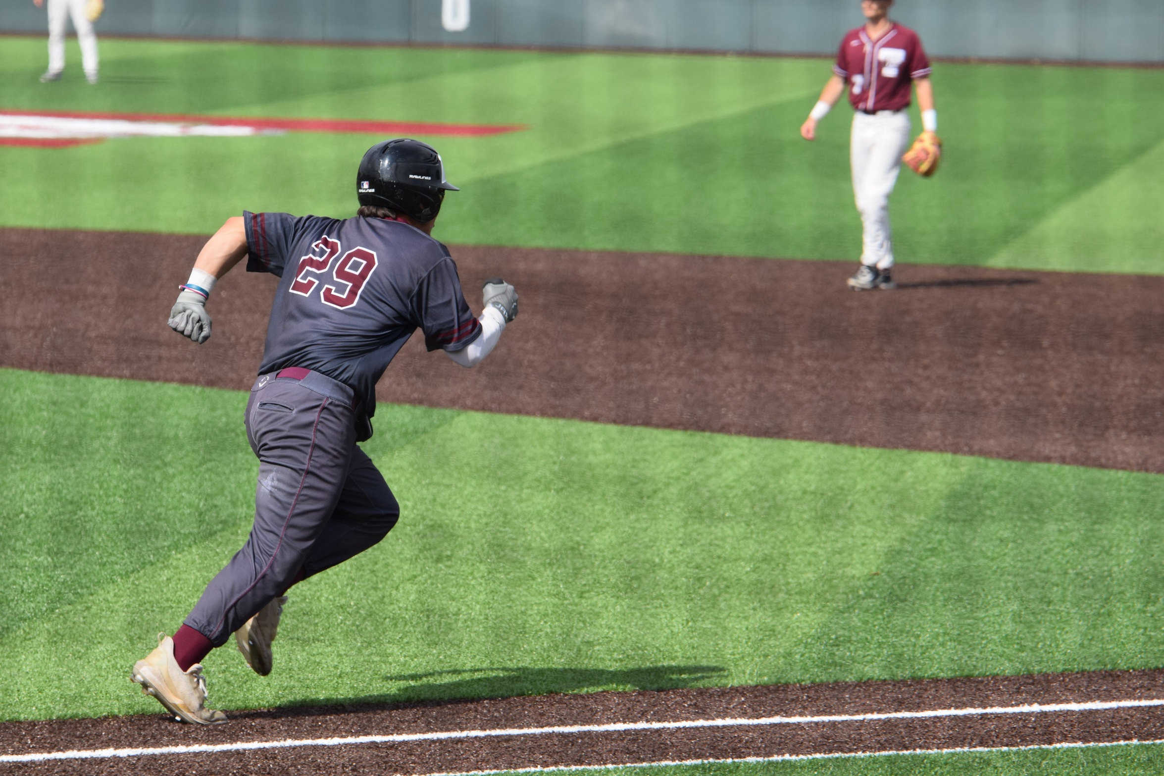 Sophomore OF Lenny Forth and the Diamond Gents lost a pair of games on Saturday.