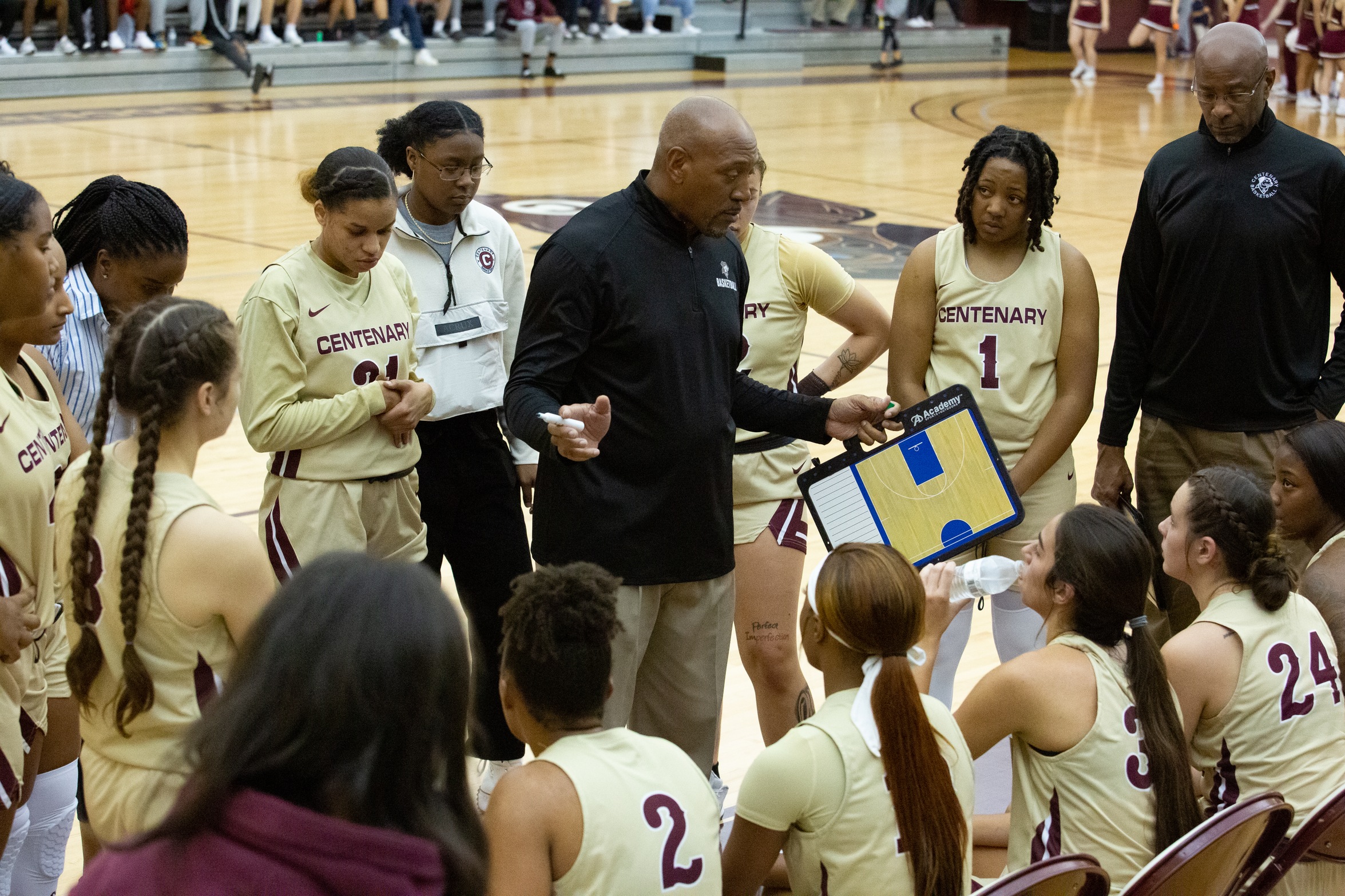 Ladies On Road This Weekend For Pair Of SCAC Contests