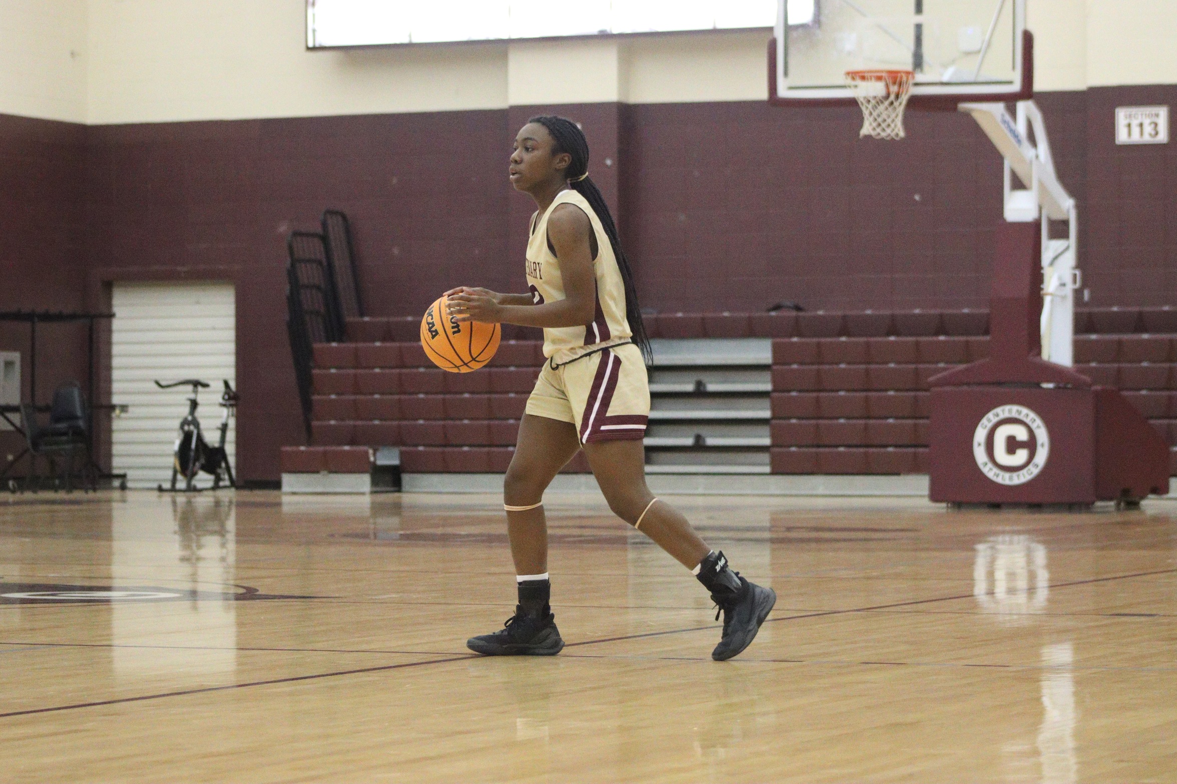 The Ladies return to action for the first time in 10 days on Tuesday night at St. Thomas.