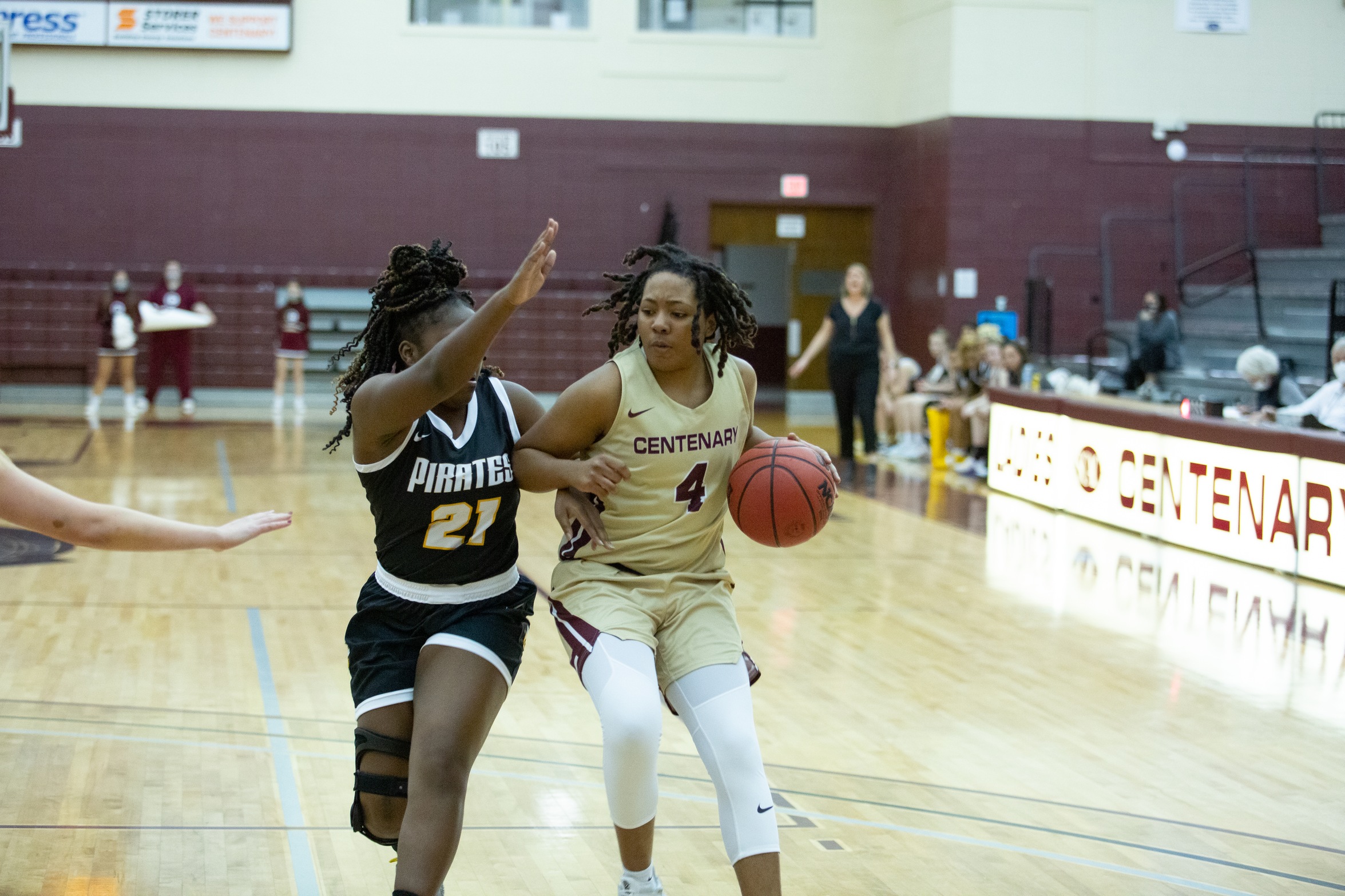 Sophomore G Dymon Drumgo and the Ladies are on the road this weekend in Texas.