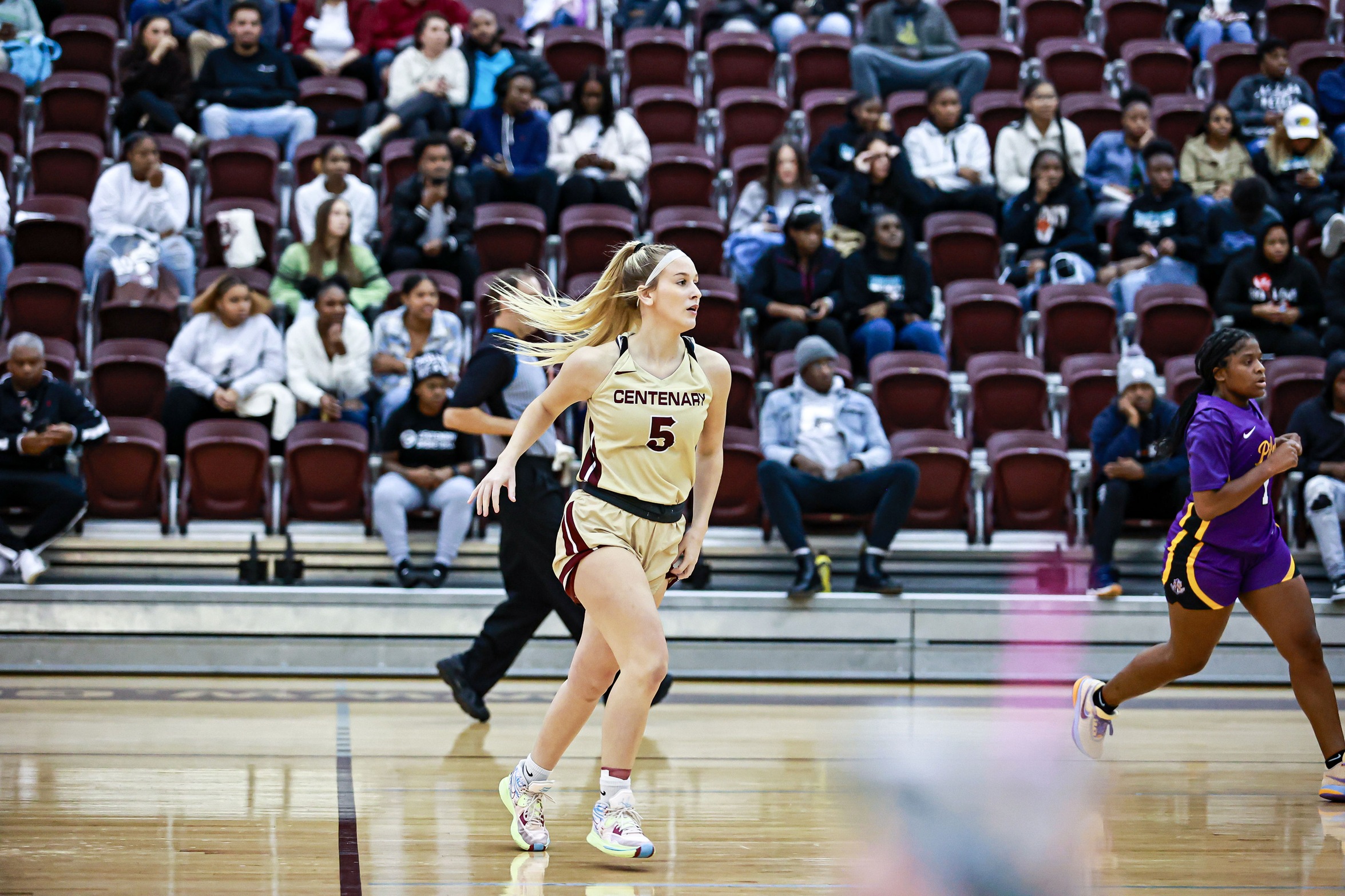 Freshman G Mallory Dougharty scored eight points for the Ladies in Sunday's loss.

PHOTO: Isabell Gonzales