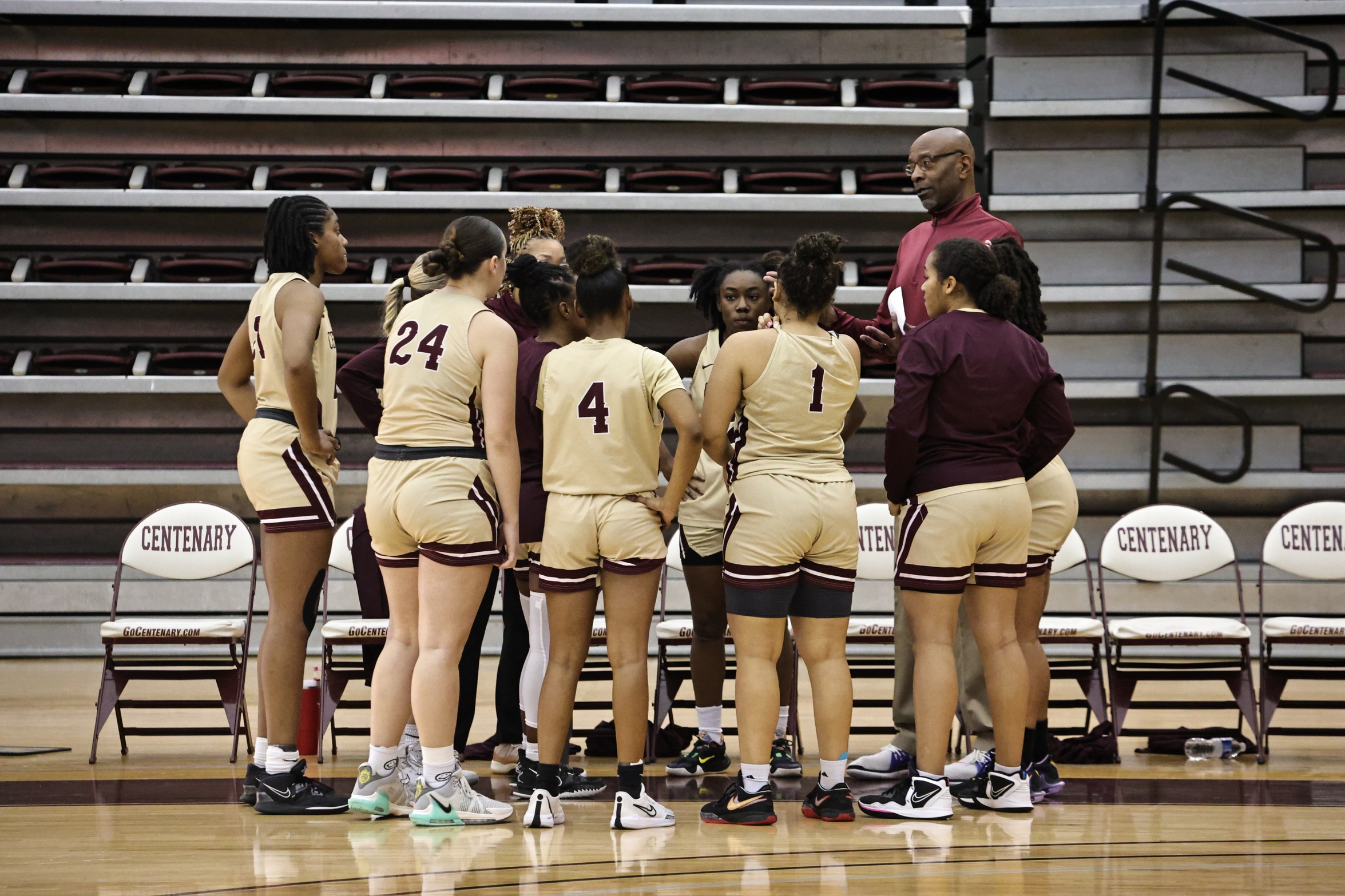 The Ladies are back on their home court to face the University of St. Thomas on Tuesday night.