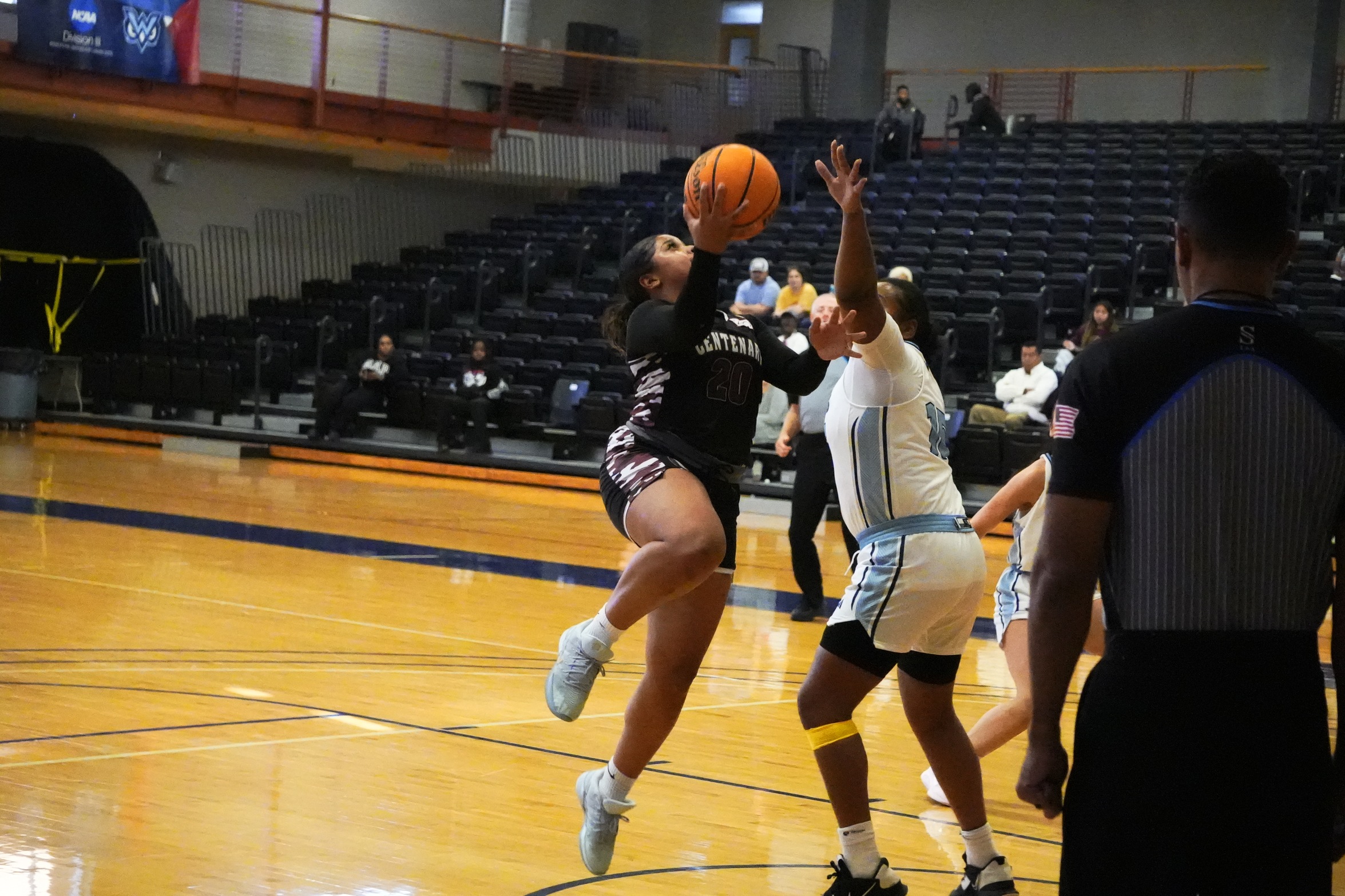 Sophomore G Nevaeh Rivera (Rosepine, La.) and the Ladies are back home on Tuesday.

PHOTO: MUW ATHLETICS