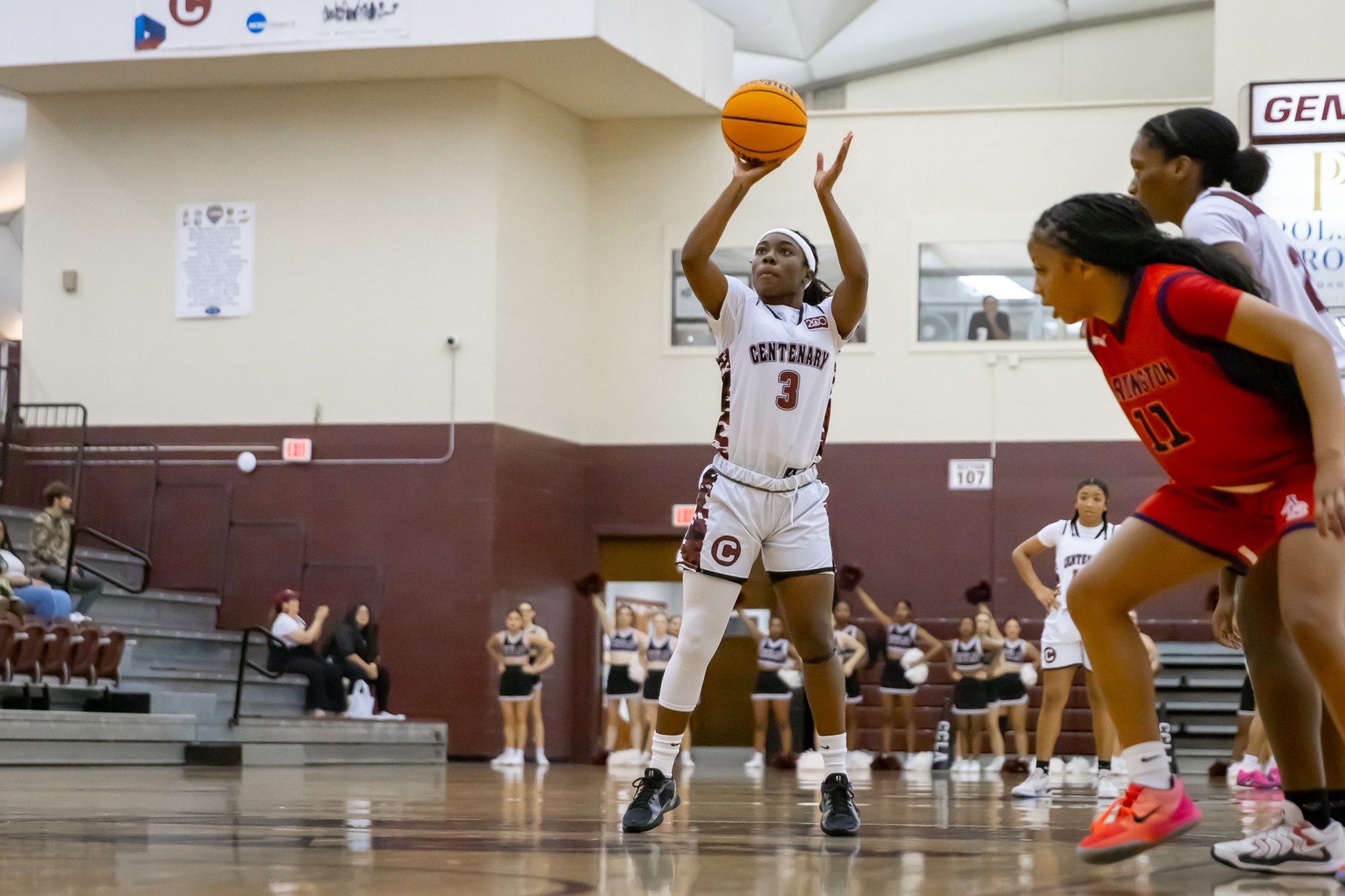 Senior G Amiyah Barrow (Baton Rouge, La.) and the Ladies lost a pair this weekend on the road in league play.