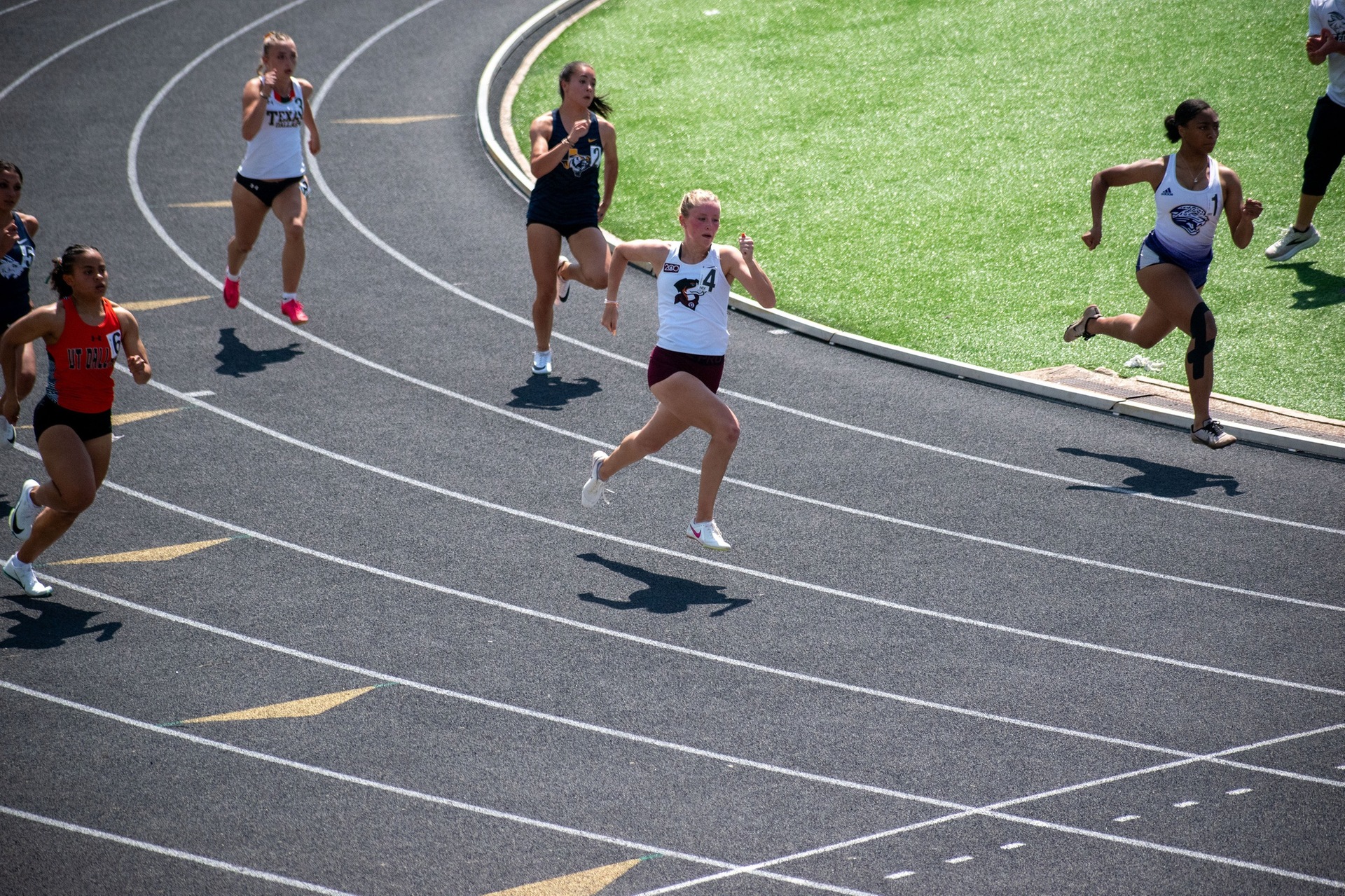 Track & Field Finishes Action In Carl Knight Lumberjack Invitational