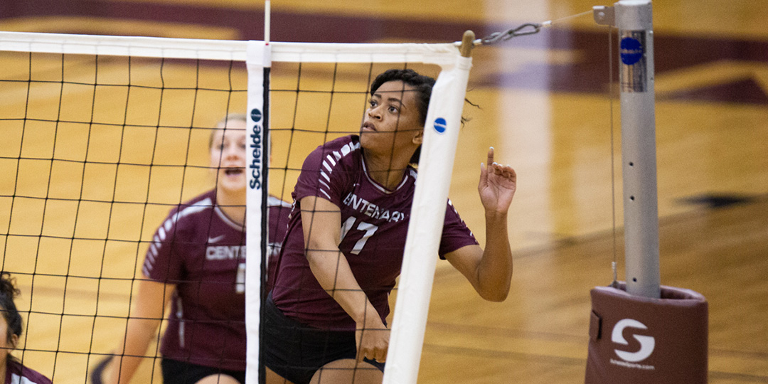 Ladies Volleyball Splits against Colorado Teams