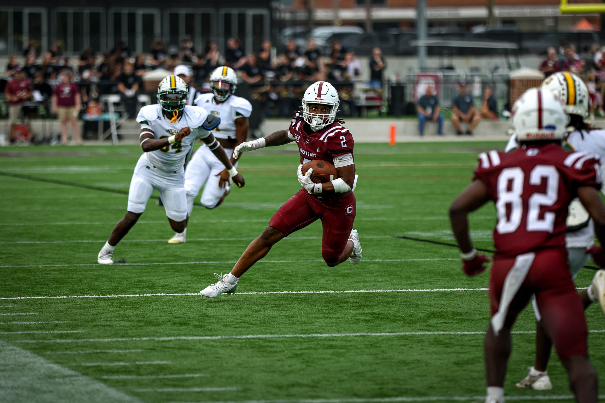 Sophomore WR Christopher Jackson and the Gents are on the road to face Austin College on Saturday.

PHOTO: Calvin Hearns